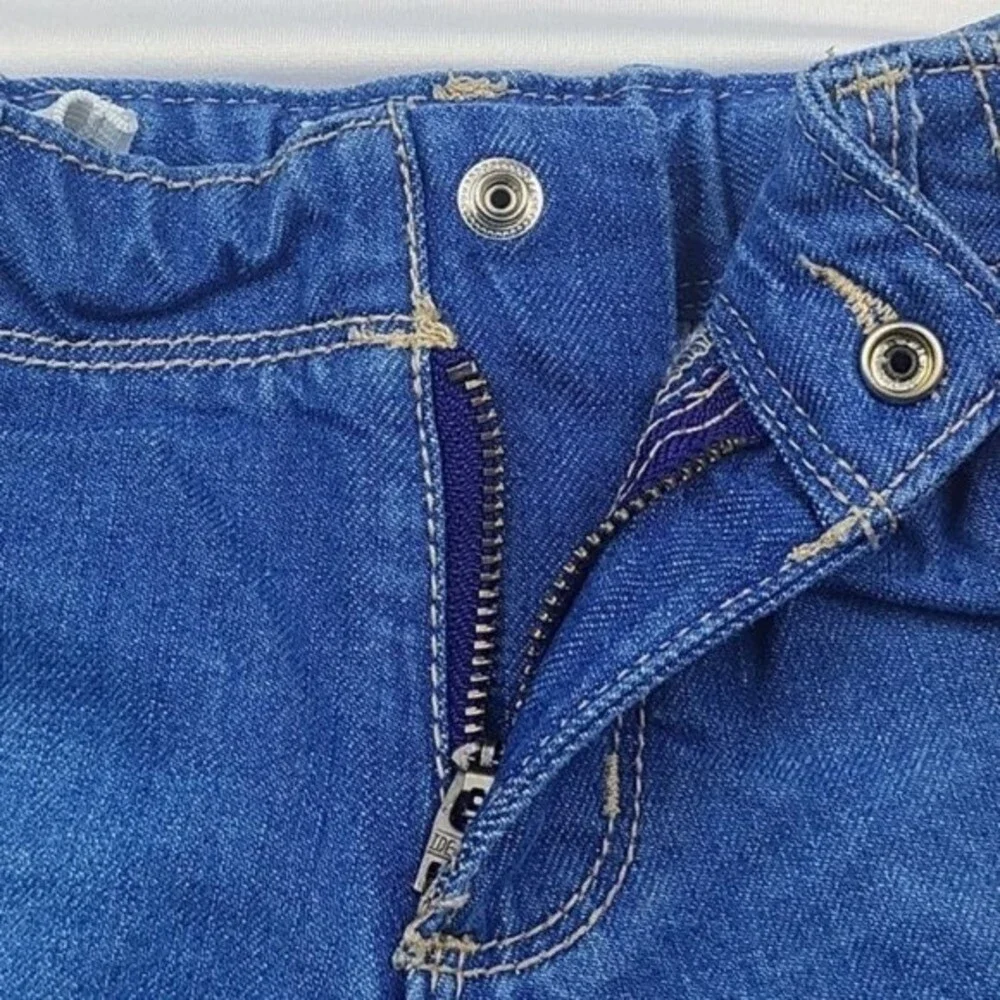 OshKosh Bgosh Toddler Girl Adjustable Waist Short Denim Jean Size 4